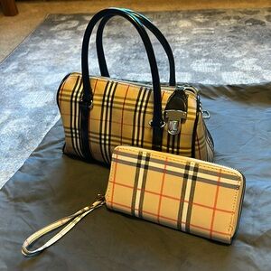 Plaid bag with wallet to match!